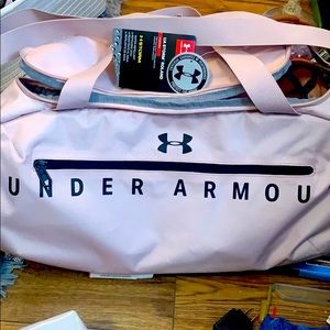 PINK UNDER ARMOUR WORK OUT BAG!